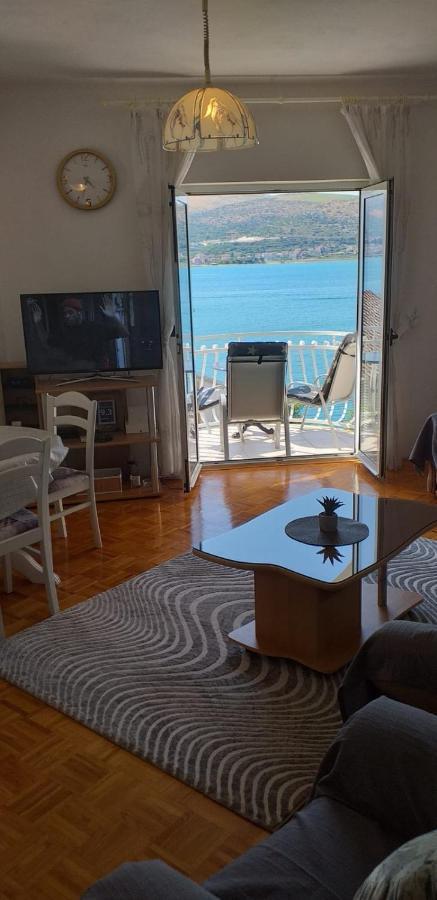 Apartment Matej Trogir Eksteriør billede