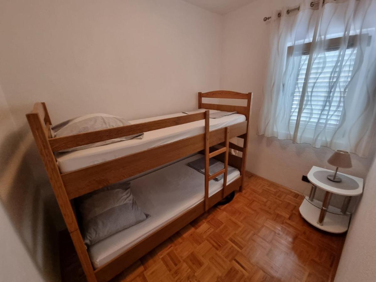 Apartment Matej Trogir Eksteriør billede